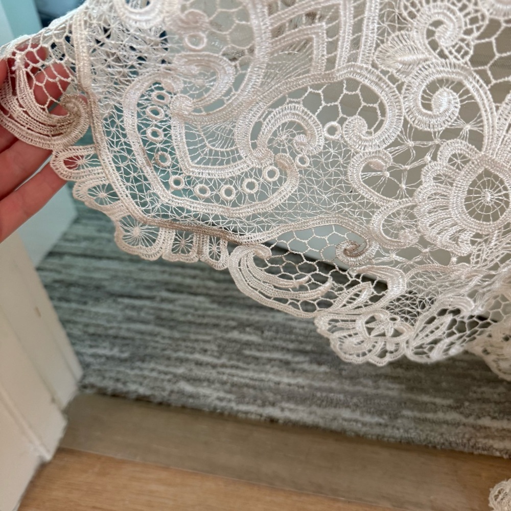 Tara Lauren Spring 2017 Strapless Lace Over Satin with Train Wedding Dress Sz 10 - Picture 13 of 15